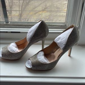NEW  Mischka Sparkly Wedding Shoes